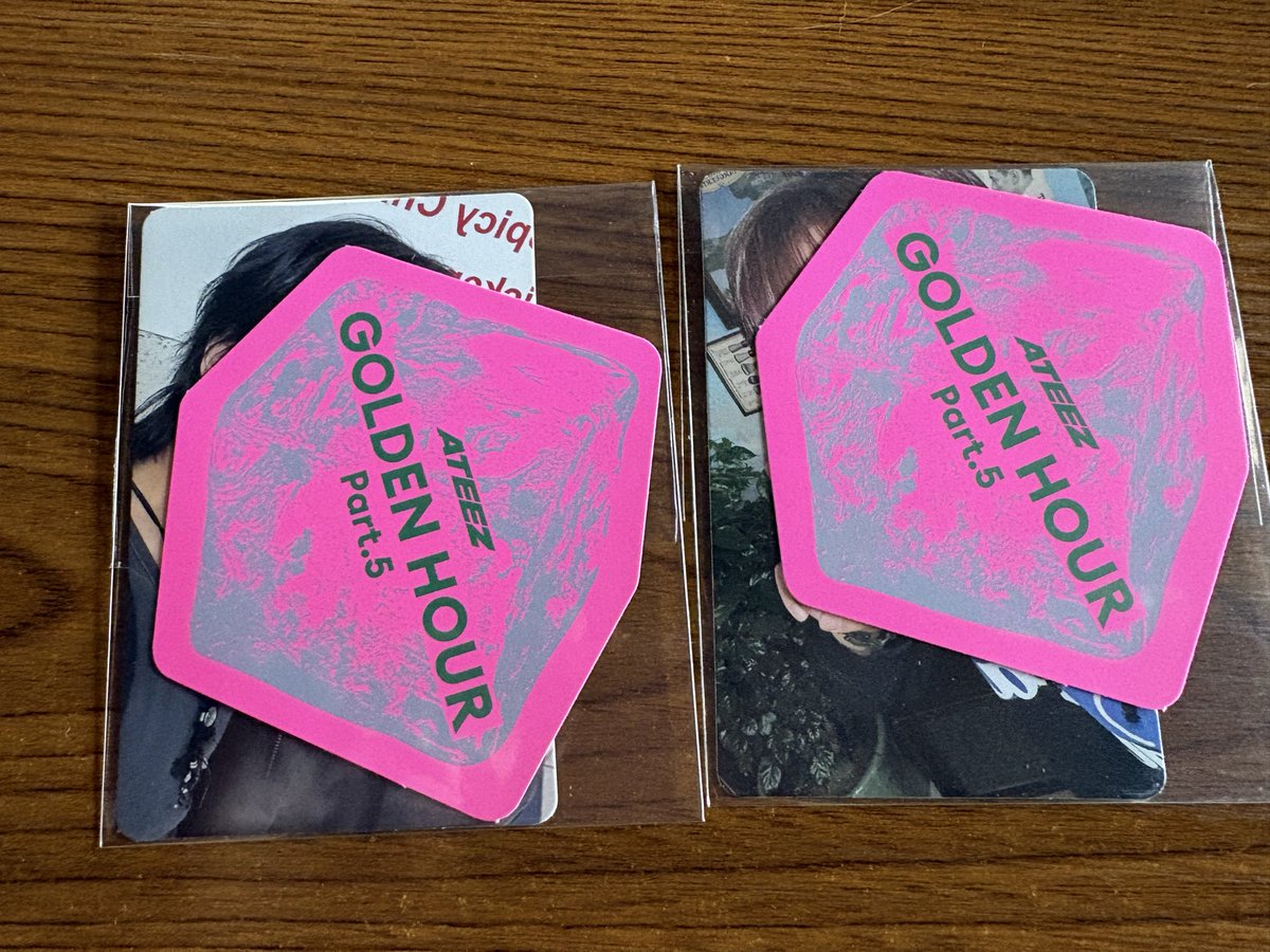 answer1107's tweet photo. ATEEZ アチズ GOLDEN HOUR: Part.5 
キーチェーン 封入 トレカ交換

譲 ウヨン ジョンホ
求 ホンジュン ヨサン

画像 未開封のまま失礼いたします🙇‍♀️ウヨンとジョンホです
よろしくお願いいたします🙇‍♀️

#ATEEZ交換
#ATEEZトレカ交換 https://t.co/Nm2Ct0fNDx
