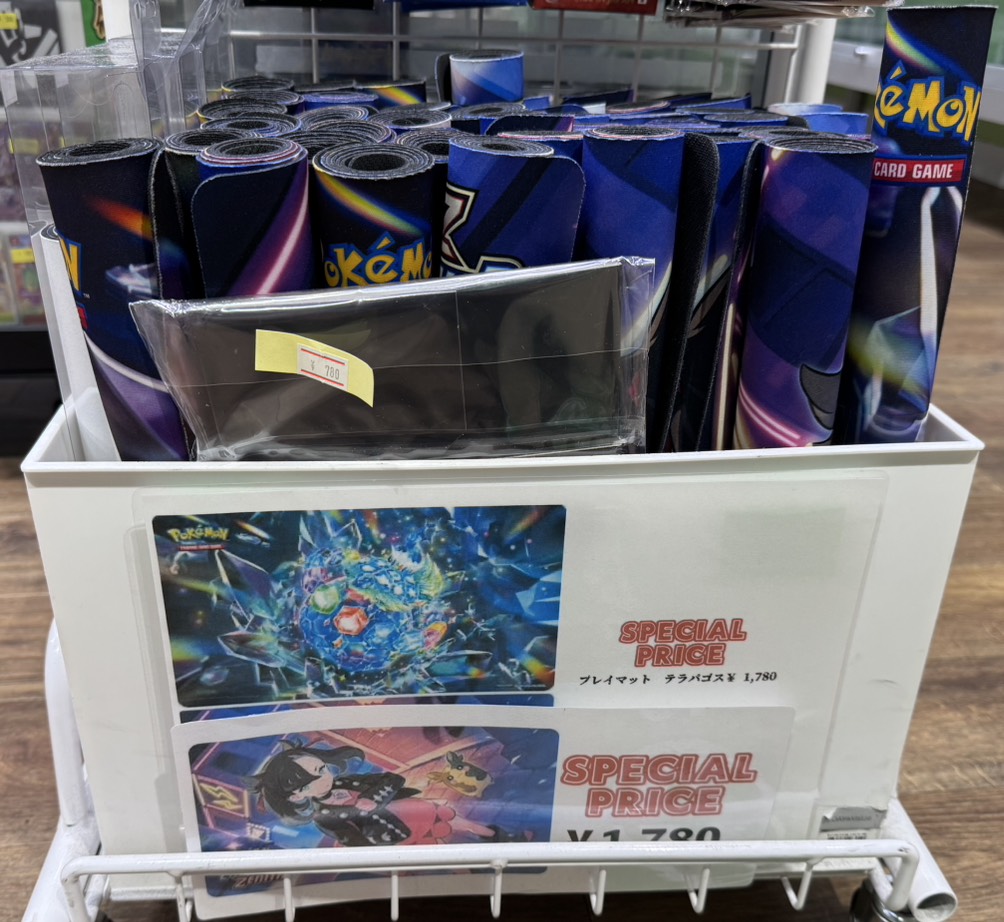 サプライ販売情報】 カードショップポンポコ、充実のサプライコーナー