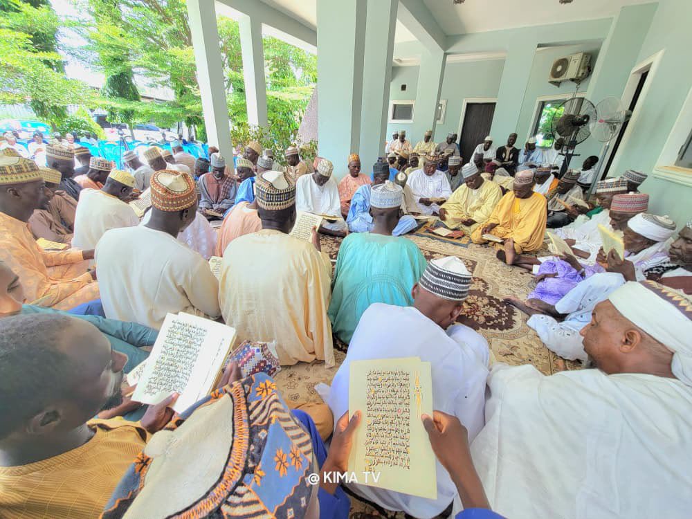 Faridatu001's tweet photo. Darazo Holds Special Prayer Session in Memory of Former President Muhammadu Buhari. 

As Nigeria marks the first anniversary of the passing of former President Muhammadu Buhari, Mallam Ya’u Darazo today hosted a special prayer session at his residence in Darazo in honor of the late elder statesman.

The gathering brought together about 200 Imams and Islamic scholars from across Darazo Local Government Area, who offered special prayers for Allah (SWT) to forgive the late former President, have mercy on him, illuminate and expand his grave, pardon his shortcomings, and grant him Al-Jannatul Firdaus.

The scholars also used the occasion to remind the faithful that death is an inevitable reality for every soul, encouraging everyone to increase in righteous deeds, sincerity, and devotion to Allah (SWT), as this worldly life is temporary.

They further prayed for lasting peace, unity, security, and continued progress in Nigeria, asking Allah (SWT) to bless the nation with righteous leadership.

May Allah (SWT) forgive the late former President Muhammadu Buhari, accept the prayers offered on his behalf, and reward all those who participated in this noble gathering. Ameen.

@GarShehu @BashirAhmaad @FemAdesina @Usman_Yau_78 @woye1