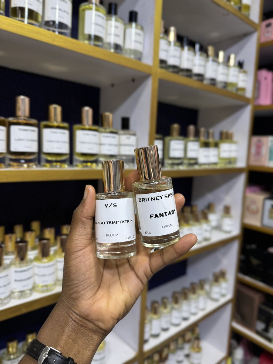 Api_Scent's tweet photo. Get a feminine sweet fragrance today to wear to office from us. WhatsApp 0758965626 for deliveries. #ApiScent #perfumeoils #layeringcombo https://t.co/1aGBRXJcz3