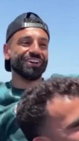 HamdiZizit's tweet photo. أخيرًا... ابتسم محمد صلاح، بعدما رأى فرحة المصريين به وبمنتخبنا الوطني، ورأى بريق الانتصار في عيون أصحاب القلوب الطيبة. ❤️  #ادعم_منتخب_مصر  #مصر_أولا #رفعتم_راسنا
  #EgyptNationalTeam #TeamEgypt #ProudOfEgypt #ProudOfOurTeam #SupportEgypt #OneNationOneTeam #EgyptForever 🇪🇬 https://t.co/w5e7xhK9JD