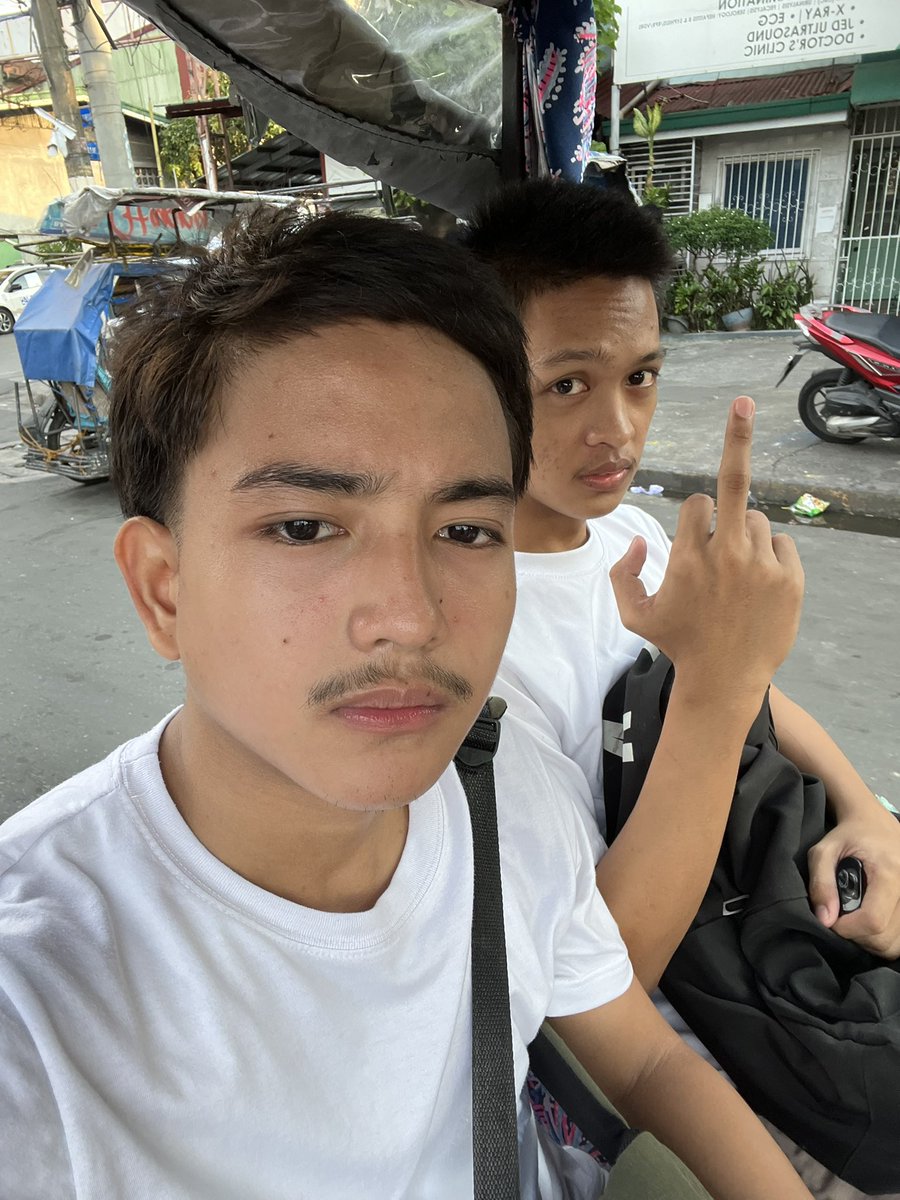 beniqt09's tweet photo. ayaw mo sa studyante? https://t.co/ZPoqFhWSVp