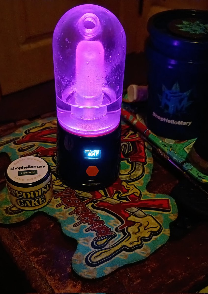 bannedme420's tweet photo. I can not wait for my new bubble to get here directly from bomb. I miss using it and I don't like the way concrete tastes dry thru the broken bulb. It's harsh and doesn't draw vapor properly without water.
#bombofficial #erig #mmemberville #thca #coldpressrosin #shophellomary https://t.co/N3CFLnX8XT