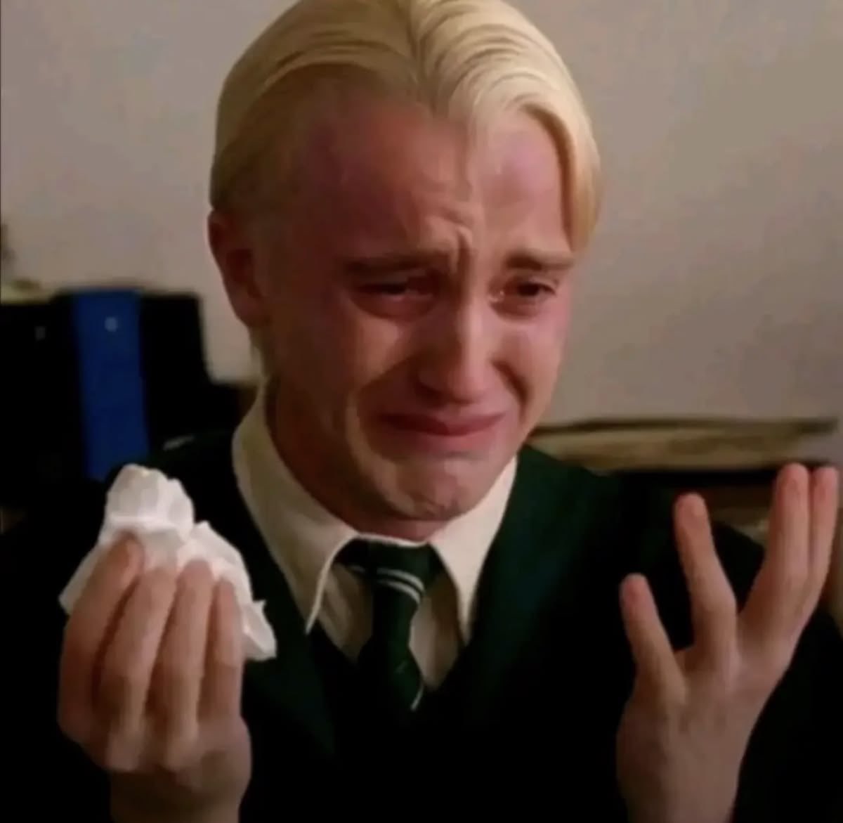corneistone's tweet photo. HOLA BUSCO MUTUALS FANS DE #harrypotter y #themarauders ESTOY DESESPERADA Y QUE??? 😭😭😭😭 #wolfstar #jegulus #drarry #harco #wolfstar #snirius POR FAVOR LO QUE SEAAA (eng/esp) https://t.co/DexwmzztRd