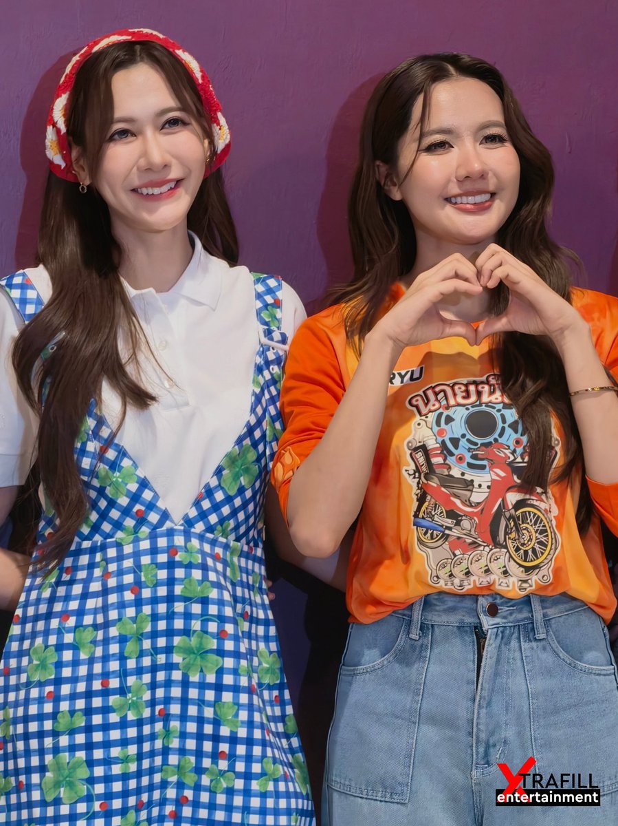 ipuwann's tweet photo. ขอบคุณบ้านดิน น้ำ ลม มากๆที่ปูทางมาจนถึงไฟ มีคนรอดูพวกแกเยอะเลยนะแฝด แค่ตอนแรกสำหรับเรื่องแรกก็ขึ้นแท่นซีรีส์ GL เรตติ้งสูงสุดในปีนี้ไปแล้ว🥹 
#โซ่รักอัคนี
#4elements #บ้านวาทินวณิช
#น้ำหนึ่งเนย #NamneungNoey https://t.co/NroZ5q5mW2