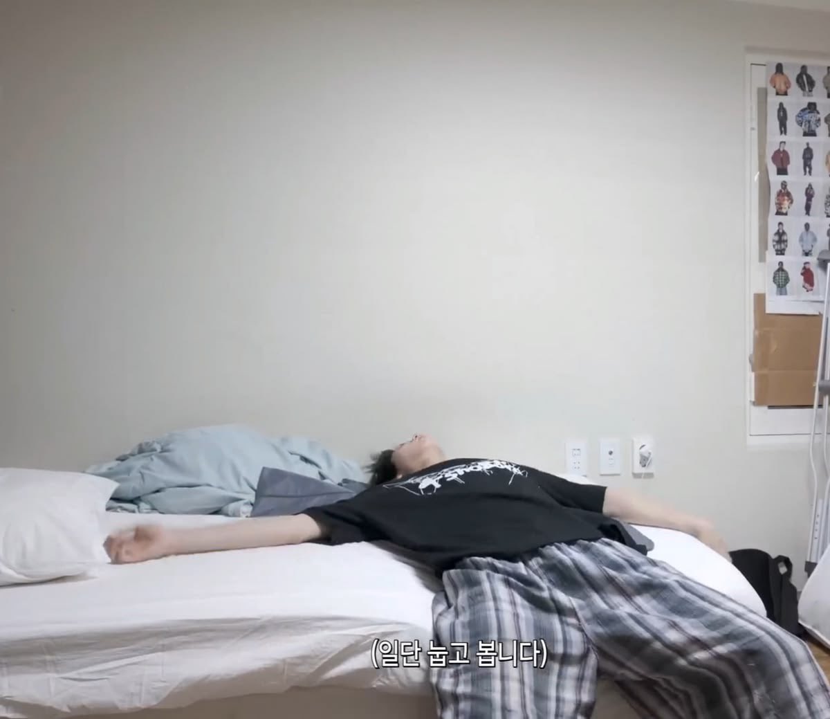 CuratorOhyul's tweet photo. @CuratorHanjin Aku juga tidur gini… https://t.co/osNvmhnwQO