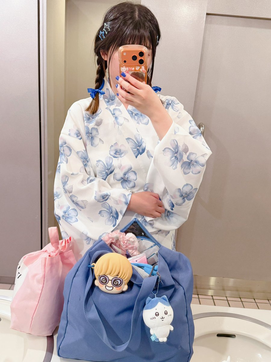 83inoo's tweet photo. 約2年ぶりの浴衣参戦でした👘🤭💙
#エイトジャムフェス
#eightjamfes
#supereight
#安田章大
#eighter
#浴衣 https://t.co/Fhfafxl23e
