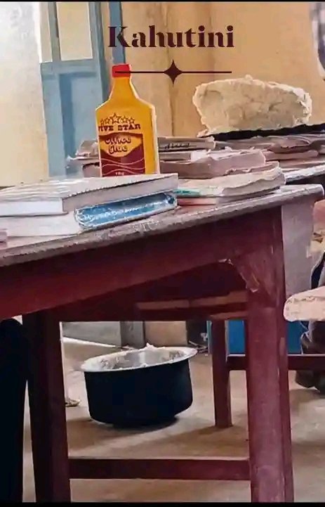 Starckbn's tweet photo. Huku western walimu huwa tunakunywa chai na ugali for breakfast 😂 https://t.co/vK9COodXxd