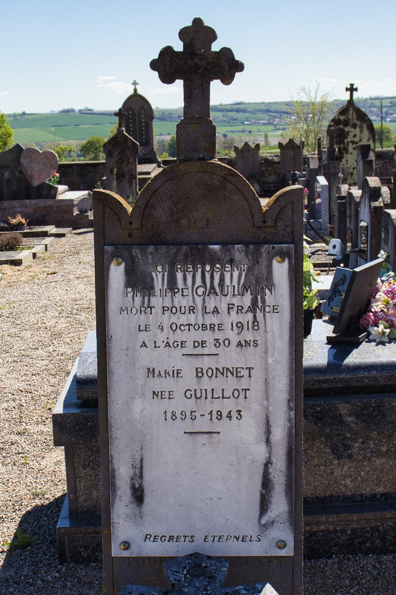 CroixDeCheminFr's tweet photo. Philippe Gaulmin

Mort pour la France

Cimetière de #Chantelle (Allier)

@MartineCONORD @tadoukoz @simone2bovoir @Le_Chtimiste @1J1Poilu https://t.co/wpSzbNVMvj