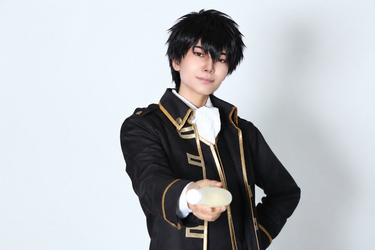 J9Rwt6's tweet photo. cos/銀魂

　土方十四郎

　　「ったく、今回だけだぞ。ホラ」

📷：たからさん@takara_s01 https://t.co/k36PD8EnlS
