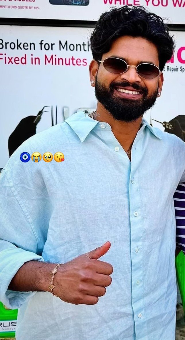 Kaur187255Kawal's tweet photo. Man is looking fine as hell in blue. 😮‍💨💙🫠😍

#ShreyasIyer #Iyer #TeamIndia #IndianCricket #Cricket #BlueJersey #MenInBlue #CricketLover #Handsome #KingEnergy #CricketFans #InBlue https://t.co/r8Ja5AlZjT