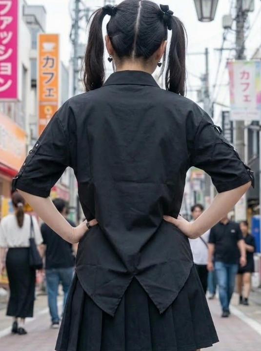 jillpunk's tweet photo. 😈闇の聖典😈
禁断のページが、静かに開かれる。
鎖は装飾か?それとも戒めか?
多重チェーン × ハーネスデザイン
燕尾シルエットのユニセックスシャツ。

闇を纏え😈
☠ 袖リボン＋アームバンド
シャツを見るhttps://t.co/t8Mm0grH7f
アマゾンで見るhttps://t.co/FmKOQHlBiH
#パンク　#かっこいい https://t.co/4FdOjr0uH3