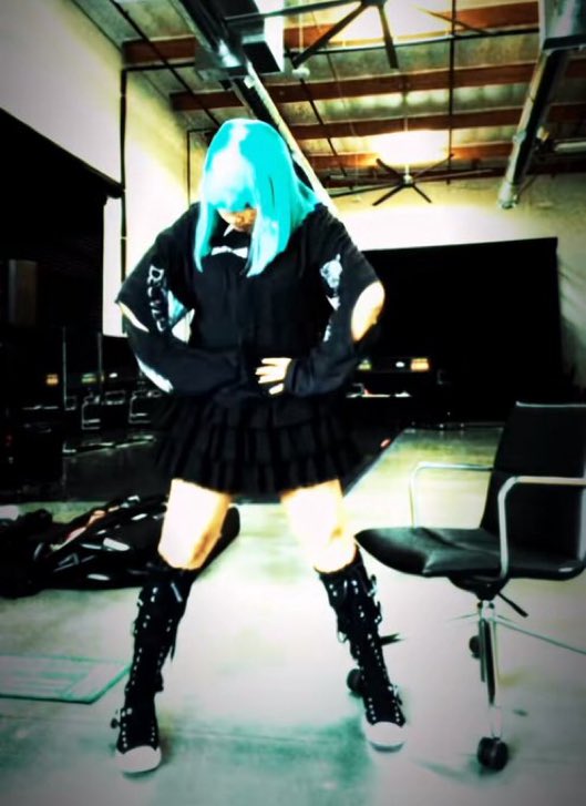 ShesFishy's tweet photo. Yes Nicki inspoooo https://t.co/KU2X3kHebC