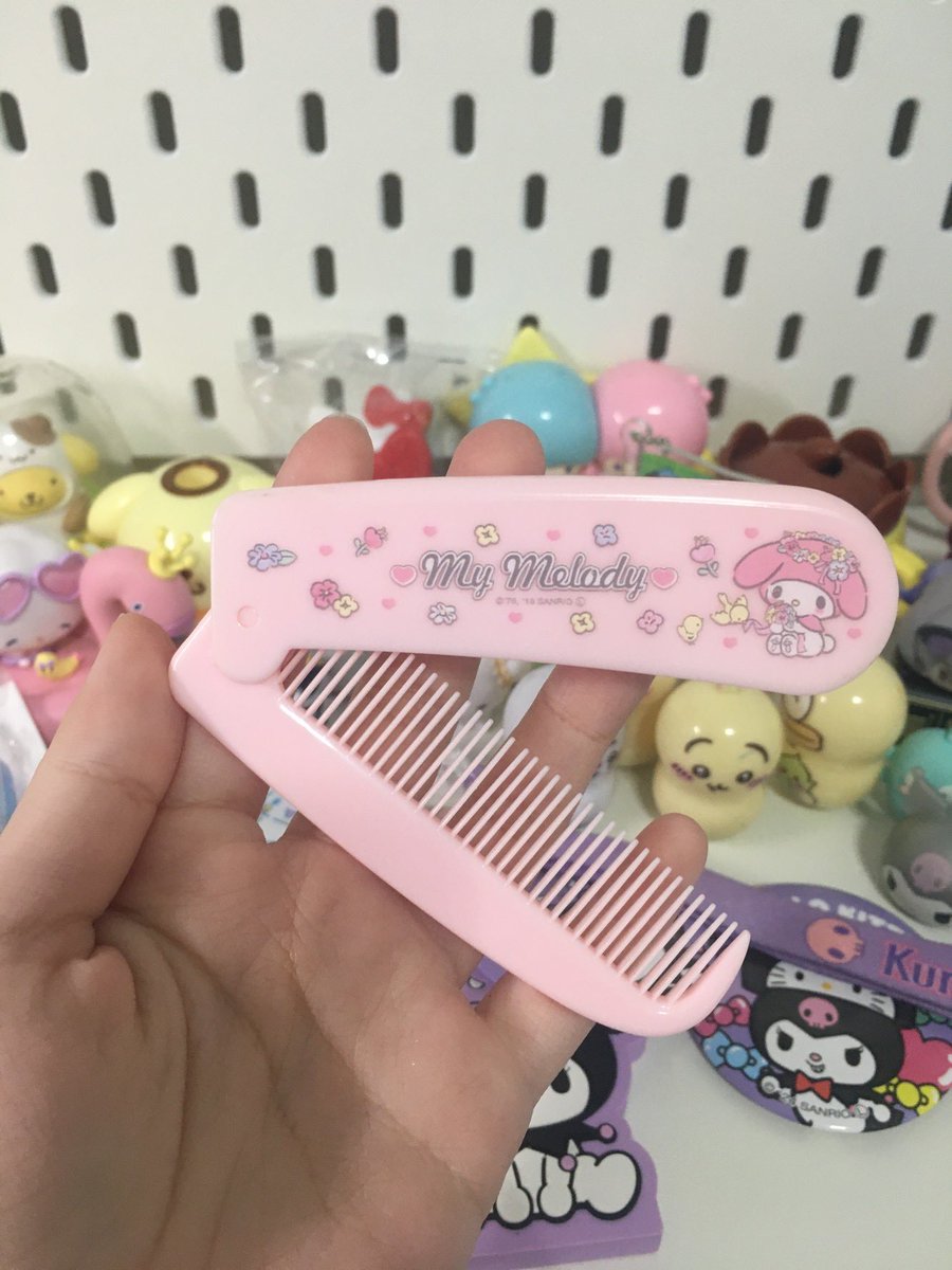 JIN_Peach0's tweet photo. 🎀 หวี มายเมโลดี้ (My Melody) 49

📦 ส่งเหมาๆ 50 

#ตลาดนัดsanrio #ตลาดนัดซาริโอ้ #ตลาดนัดซานริโอ้ https://t.co/grdb5QRAhc