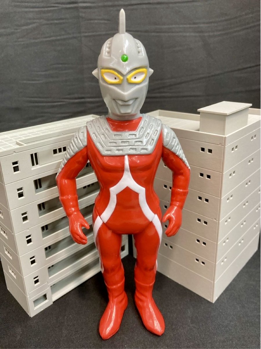 ハンサムタロウエムのウルトラセブン 受注受付は今夜 22時まで