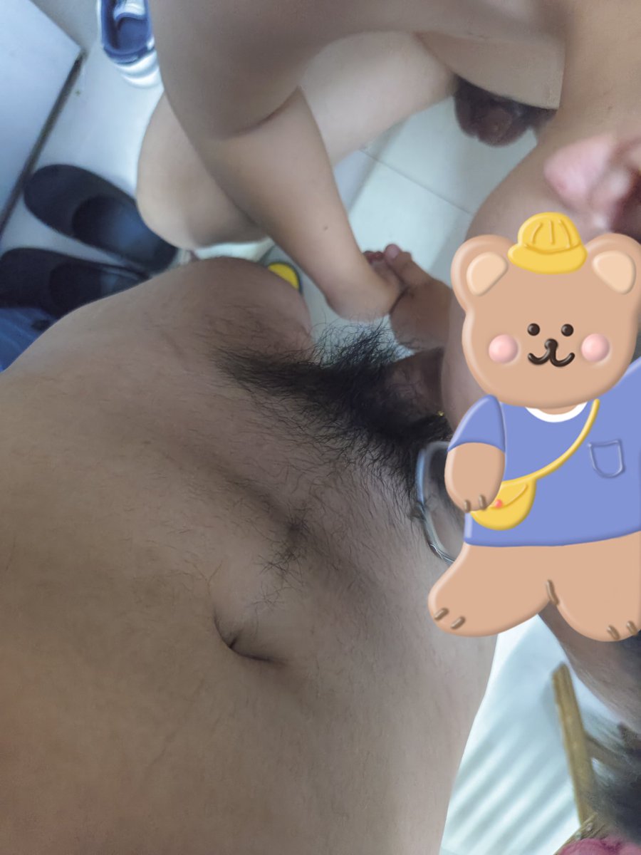elio_smith42889's tweet photo. 学长邀请我去他宿舍
#gay #口交 #宿舍 https://t.co/rFsC9POYiL