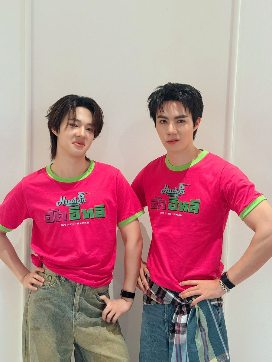 AfternoonZeeNew's tweet photo. อ้ายช้างกับน้องน้อยพร้อมแล้วเด้อ พร้อมเสิร์ฟความม่วนแบบฮักอีหลีแล้วเด้อ 💚🩷

Hug E Lhee Worship 
#บวงสรวงมนต์รักฮักอีหลี

#มนต์รักฮักอีหลี 
#HUGELHEETheSeries

@zee_pruk @CwrNew
꒰ #ZeeNuNew #ซนซน ꒱ https://t.co/eXOFnUYrmr