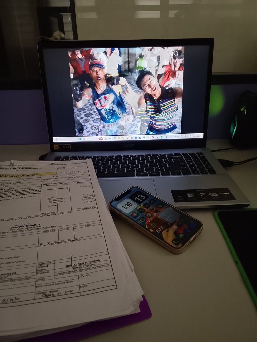 de_Billll's tweet photo. wala jud sa mood mg workbitch 😩 https://t.co/Mppjo2pzcT