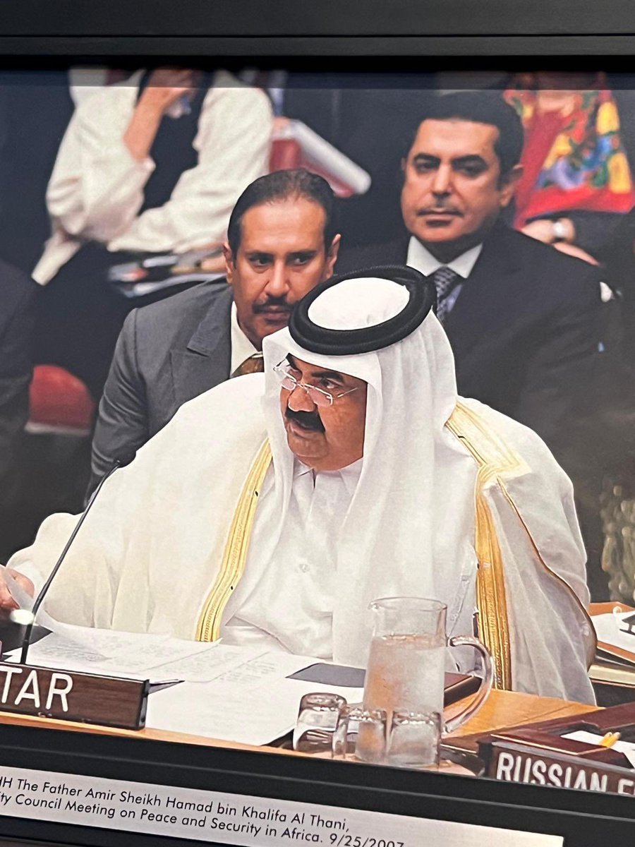 Nassiralnasser's tweet photo. مع المغفورله بإذن الله تعالى الأمير الوالد الشيخ #حمد_بن_خليفة_آل_ثاني رحمه الله في عدد من المناسبات الدولية، ستبقى  يا صاحب السمو في تاريخ #قطر نوراً يضيء الوطن https://t.co/Ka8Mc7xQRz