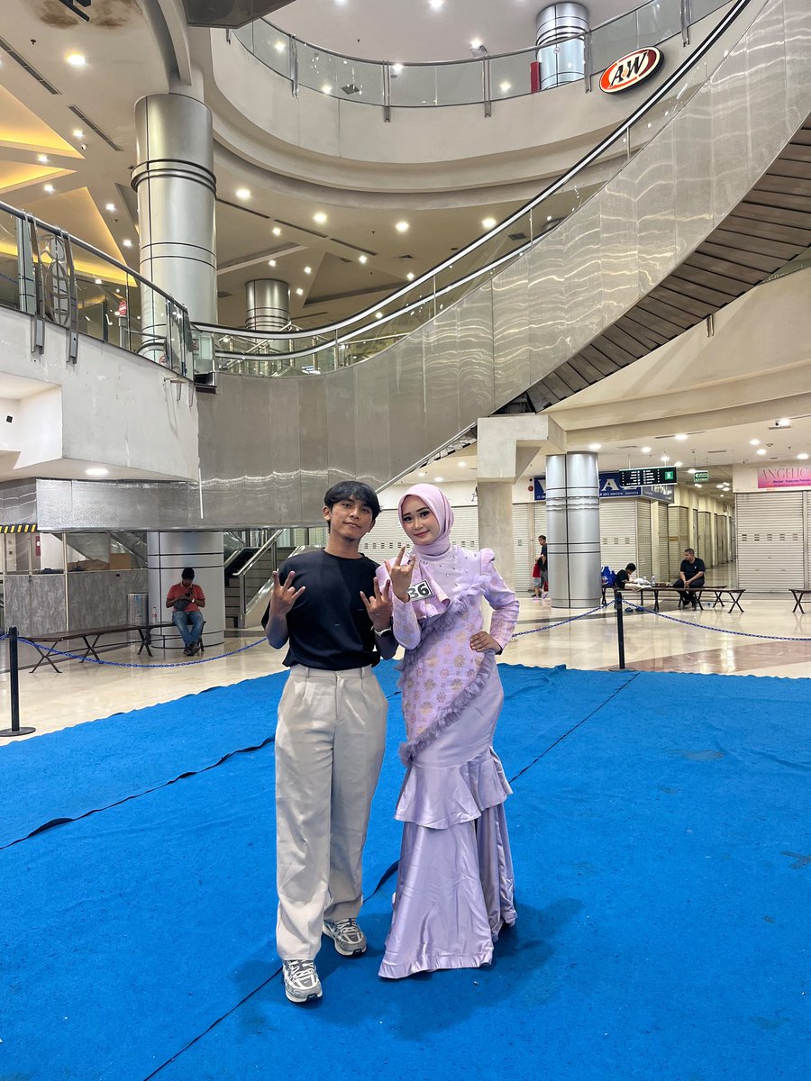 elangabdul32's tweet photo. Masha Allah calon my bini gweh bener2 cantik bgtttttt 😭🤍❤️🫶 https://t.co/Ky0ueCmAZt
