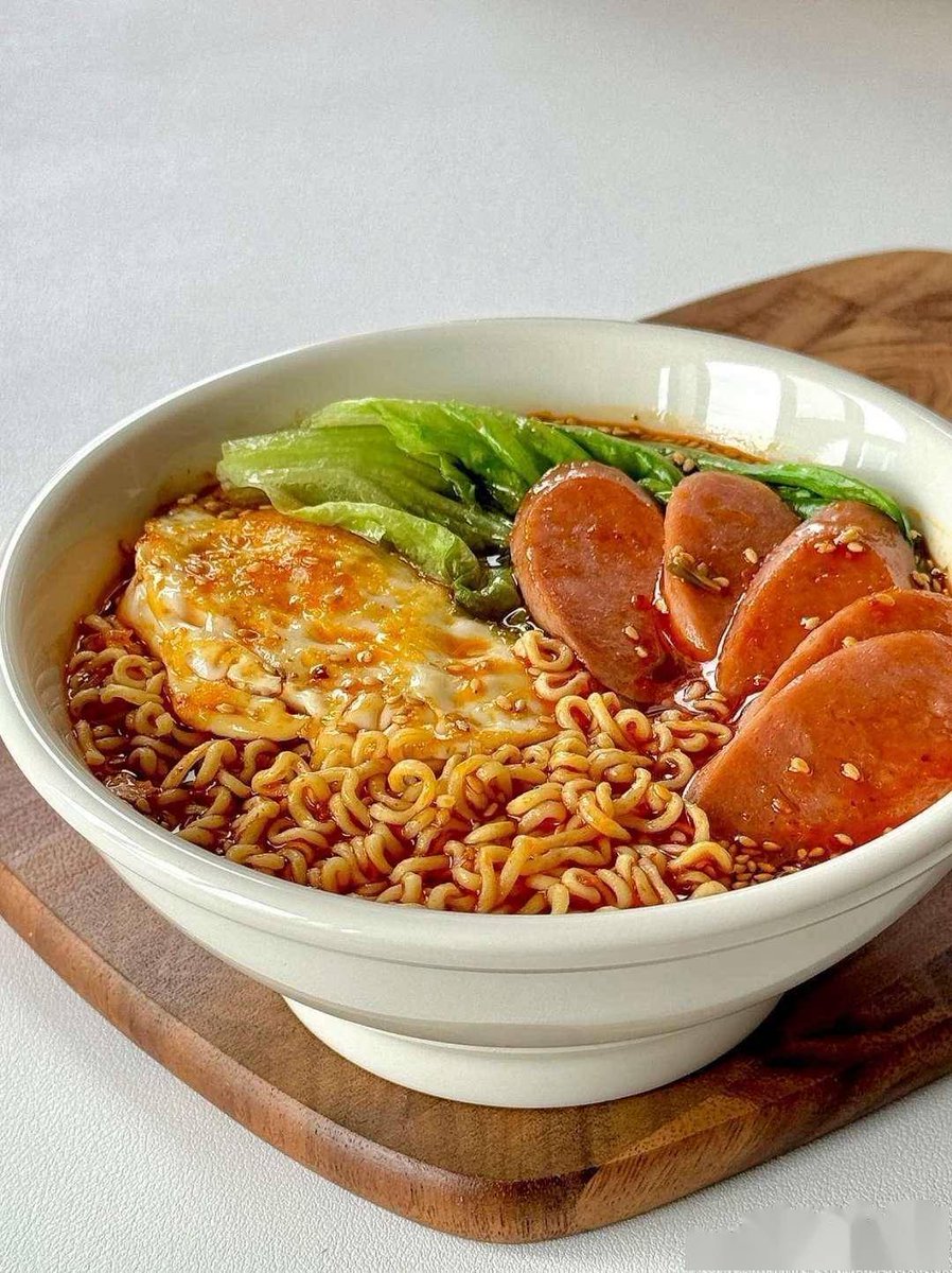 msms714's tweet photo. From taking instant noodles every day to cooking my own healthy meals, this month’s small change has made such a big difference to my energy! https://t.co/3plMSvDQSs