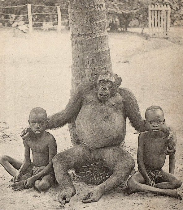 FRENPilled_1's tweet photo. first black father to not abandon his kids, circa 1930's https://t.co/w2vbSQvVTR