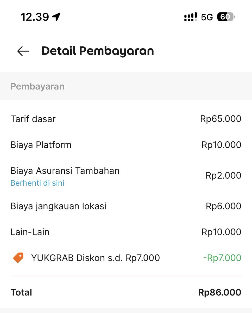 iceaiskim's tweet photo. biaya lain2 tu emg bisa asal ngajuin gt ya digrab? aga kaget perasaan gw pesen 76 ko naik, ternyata ada biaya lain2 gergara puter balik ngambil barang ketinggalan, gaada 300m pdhl jauhnya, ok fine👍🏻 https://t.co/k2drgdNteC