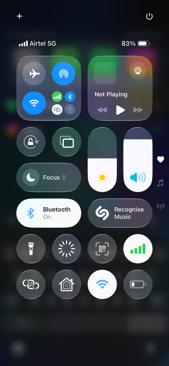 HARIPRASAD5205_'s tweet photo. @airtelindia @Airtel_Presence My iPhone 15 is on Airtel Postpaid with 5G SA enabled, but the network only shows "Airtel 5G" instead of "Airtel FastLane". Can you please check if FastLane/Priority 5G is correctly provisioned on my number? https://t.co/LB4EKKIIux