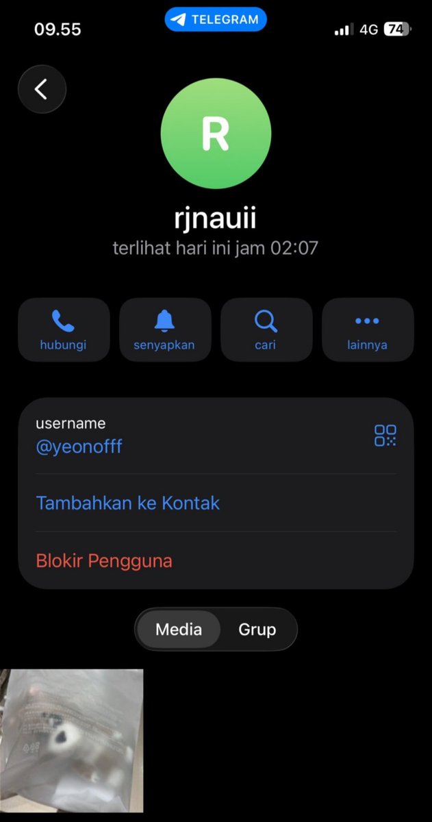 Taesanekko's tweet photo. Guys help RT

Hati-hati PENIPU

Kalau ada yang tawarin bbnexdo MyngMyng hati" guys, aku dapet laporan kalo ada oknum nakal pake foto aku ini buat nipu, aku mau minta maaf juga emng ini jual in rush makanya waktu itu asal upload.

(Last pict chatan aku sms org yg hampir ditipu) https://t.co/LFkN1Sv8H4