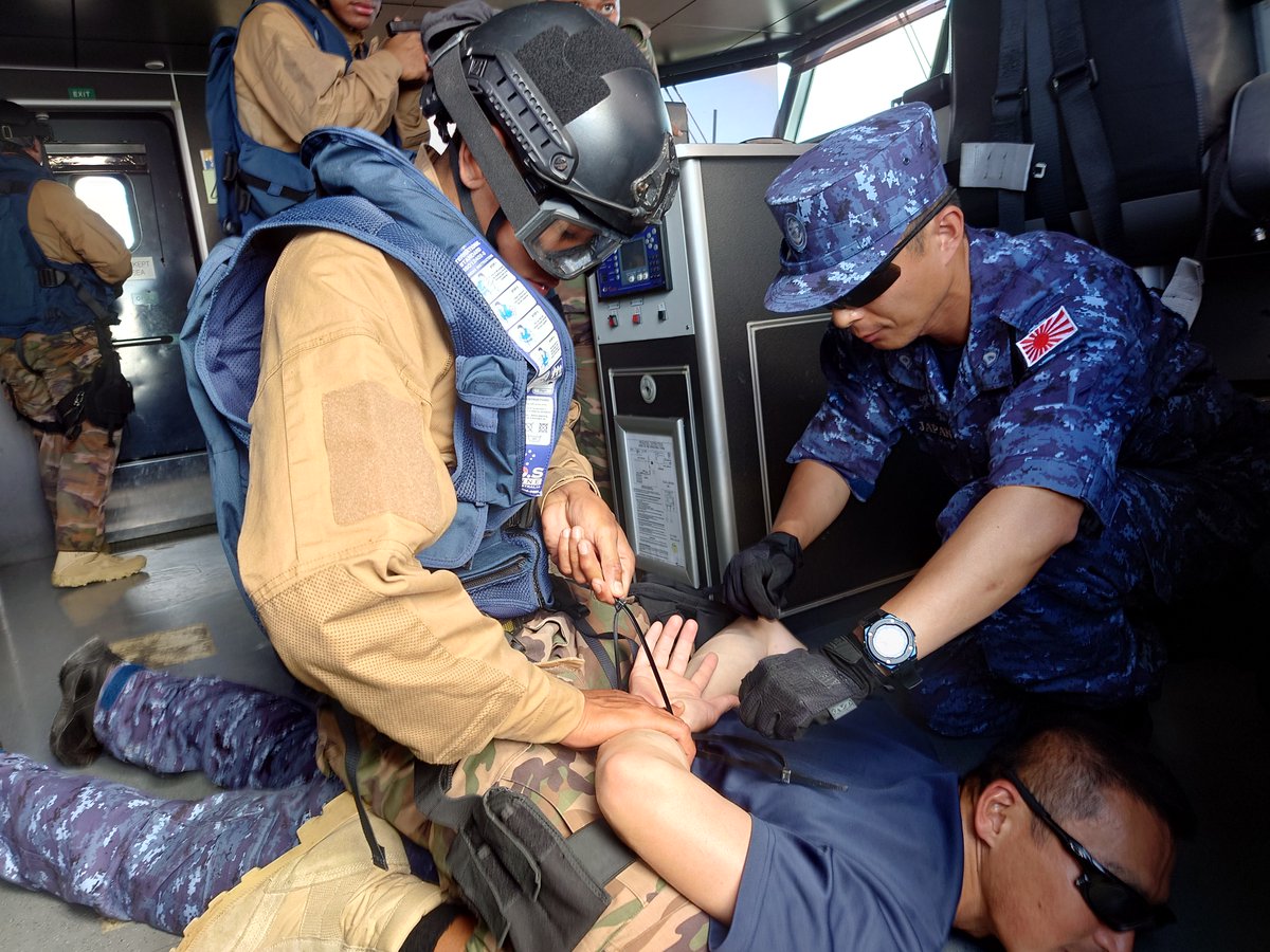 JMSDF_PAO's tweet photo. 🔸🟠#IPD26🟠🔸
🇯🇵⚓🇹🇴
From Jul 6 to 10, #JMSDF IPD26 Boarding Inspection Team conducted a bilateral exercise with the Tonga Royal Navy.
We strengthened cooperation on maritime security and built trust among our personnel.🌎✨
#FreeandOpenIndoPacific #FOIP https://t.co/IyMgaoyAcH