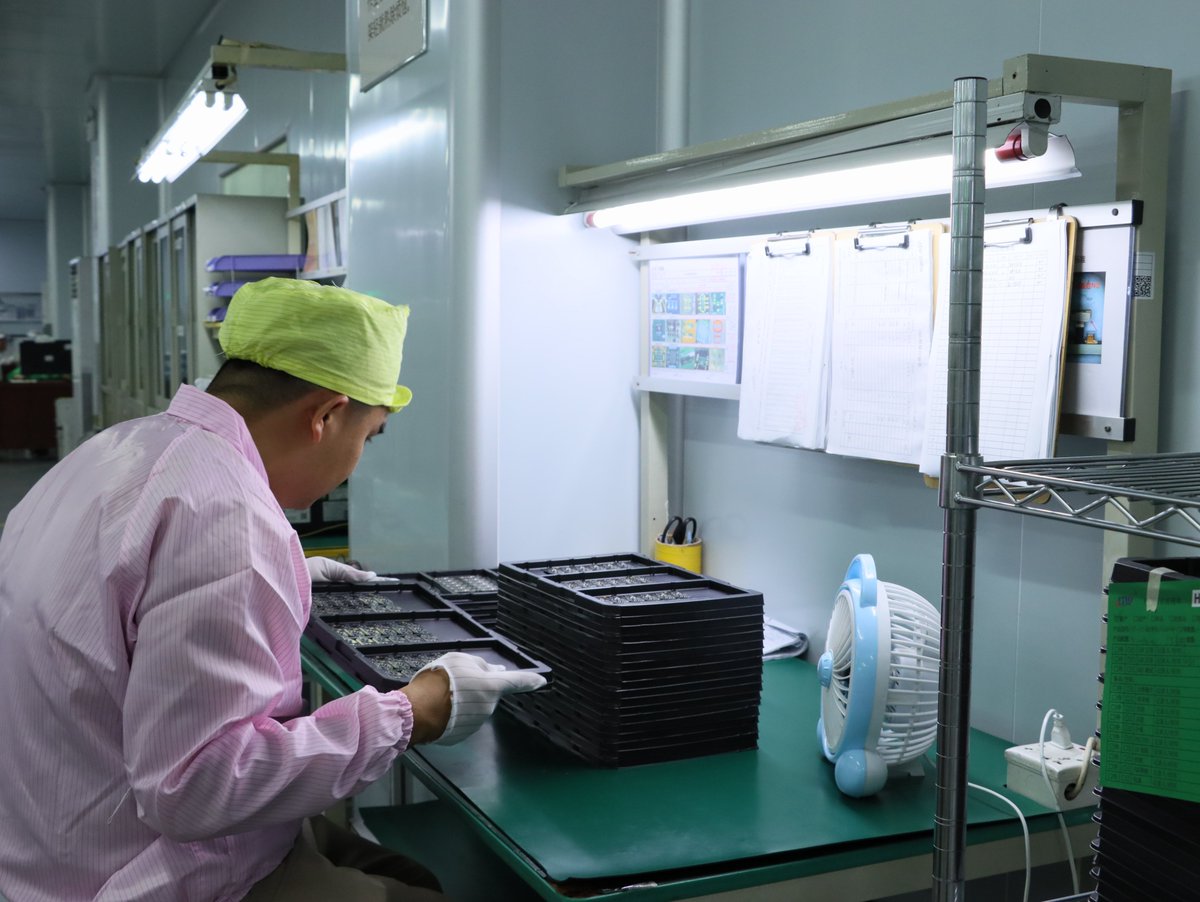LTWpower's tweet photo. 🔬 Every LTW BMS is thoroughly tested before delivery. Custom parameters, CAN/UART/RS485/Bluetooth options, full protection, batch consistency &amp; OEM/ODM support help speed up your product development.
📧ltwbms@gmail.com🌐https://t.co/E0QVY9ftbx
#litongwei #bms #smartbms #oem #odm https://t.co/ekiWswnVbw
