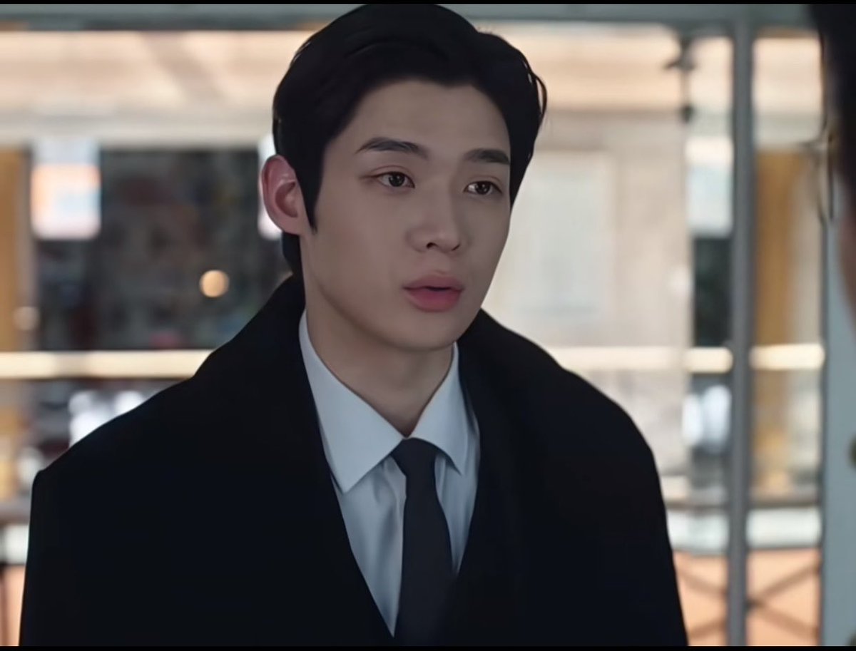 sabzwriting's tweet photo. dipikir” pak jaksa bajunya itu” aja ya, sekalinya beda malah gak pake baju😳😭

#TheProsecutorsProposal https://t.co/lFRT2ze0KS