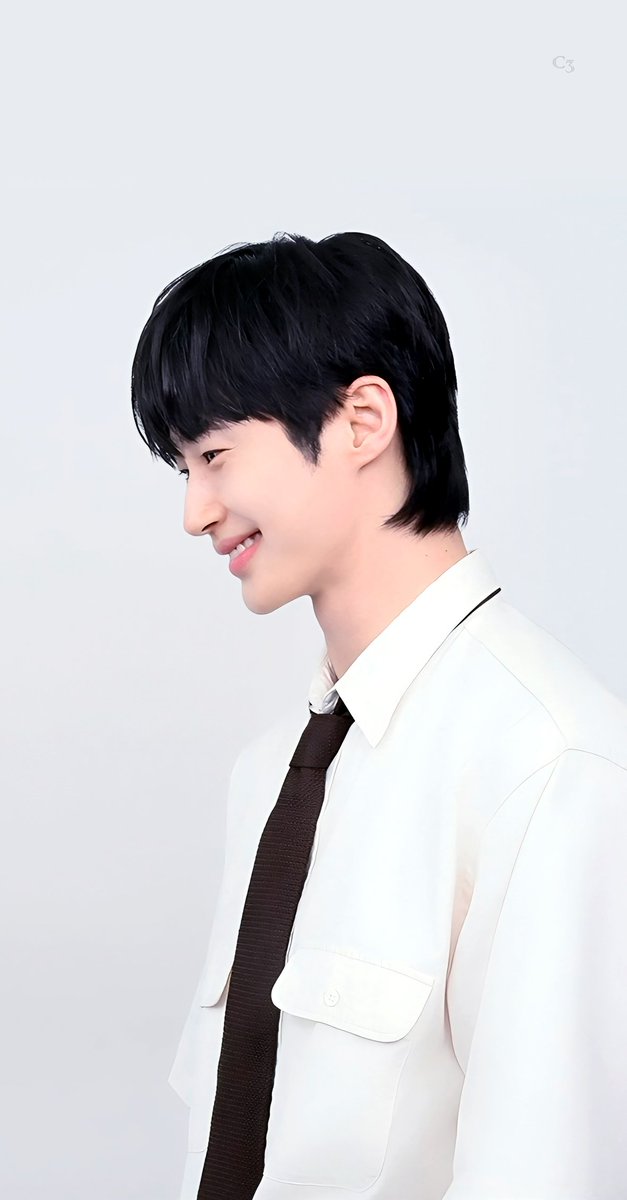 gracechoonsam's tweet photo. 핸드폰 배경화면 

SIZE: 1180 x 2260 
*포토이즘
(고화질)

#변우석
#byeonwooseok
#wooseok
#변우석배경화면
#핸드폰배경화면 https://t.co/u7hk4Arosy