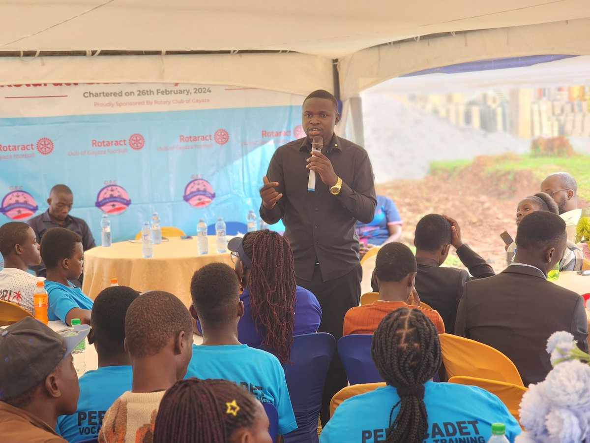 RotaractD9213's tweet photo. Rotaractors from Gayaza Technical Institute, Manyangwa Football, Pere Cadet and Gayaza Football came together yesterday for a training on membership obligations, Rotary branding and the value of being a member in good standing.

A key reminder from our DRR, Alex Muwanguzi: “Your network is your net worth. Seek knowledge, serve, enjoy the journey, build meaningful connections and share your impact with the world.”

Event organised by @Rcgayaza 

#RotaractLegacy 
#RotaryEyamba