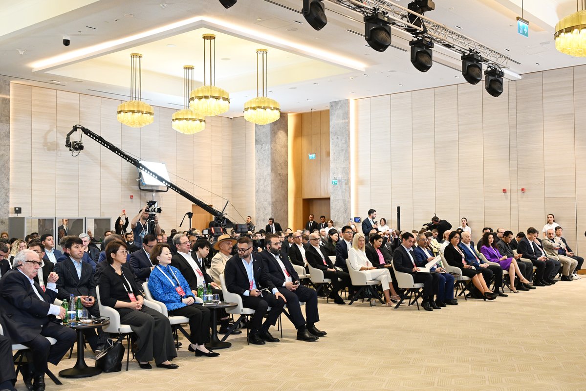 presidentaz's tweet photo. https://t.co/ARYrVZ5fhV