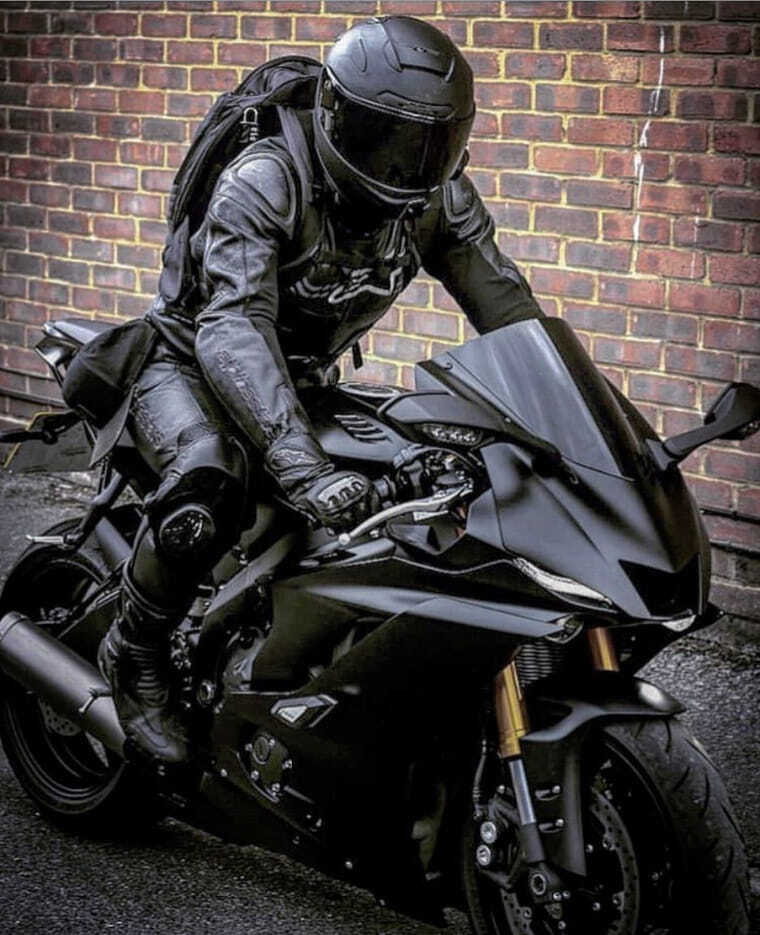 MoreMotorcycles's tweet photo. #Yamaha R6
#AllBlack https://t.co/GgHP5bATH7