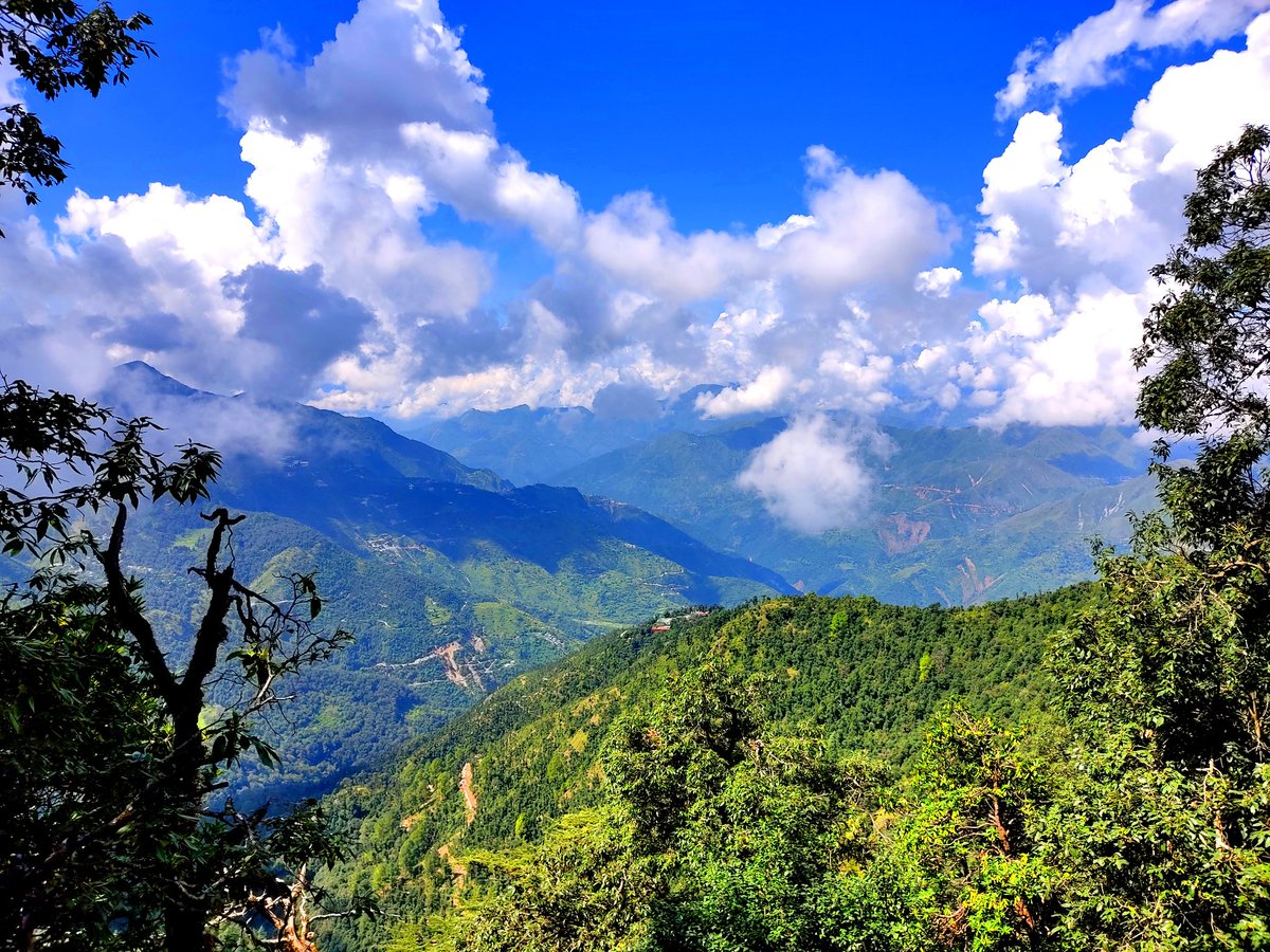 Akshaykumar9208's tweet photo. @Sillycorns Mussoorie https://t.co/iZDYHAE8Xa