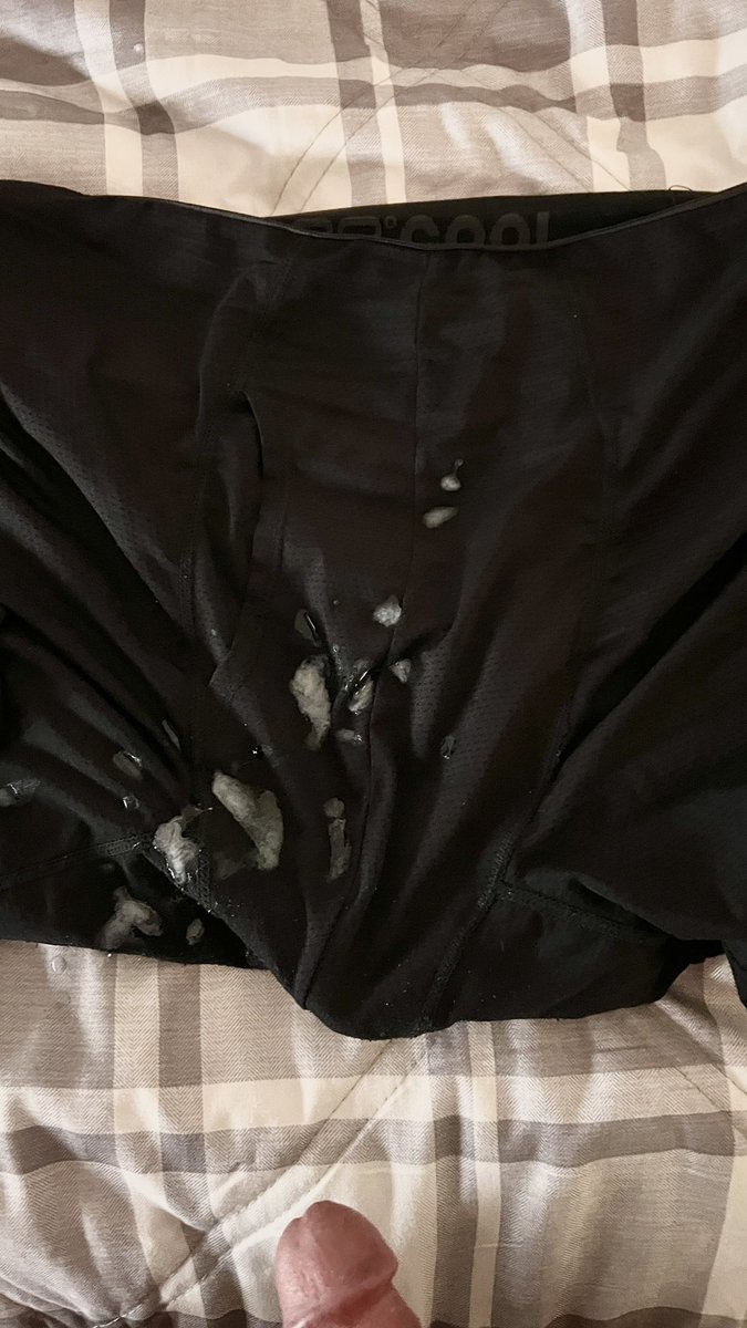 JRaybearcub's tweet photo. Made a mess time to clean up. #gaybear #cum #underwear #justthetip https://t.co/2ww0UliNXf