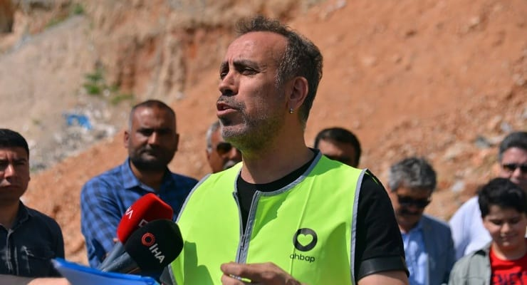 Ahbap Derneği'ne Yönelik Soruşturmada 17 Kişi Gözaltına Alındı