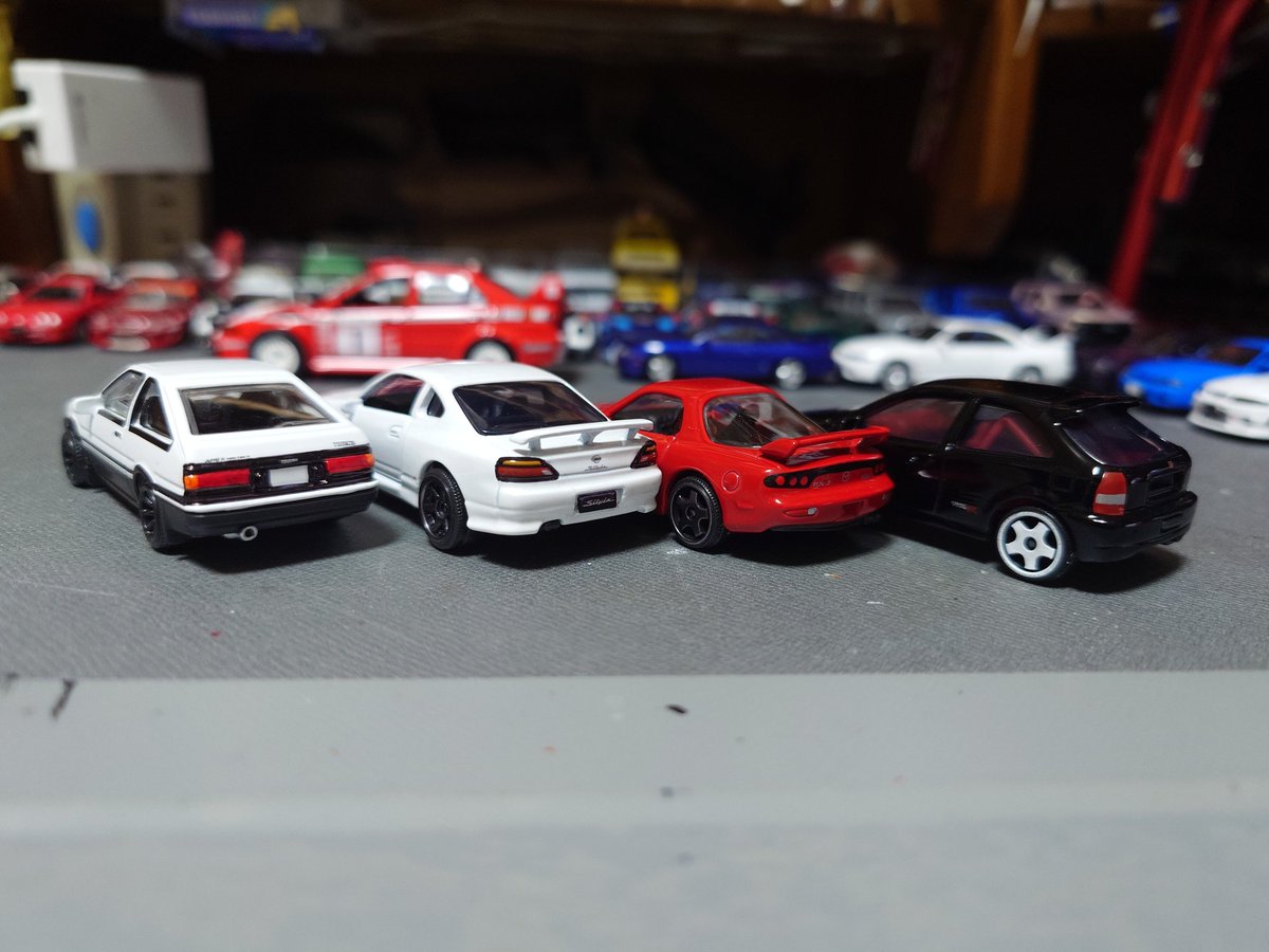 Legnum_VR4_6A13's tweet photo. #マジョレット
 #ミニカー

86は色々とおかしな部分多くて
直しましたw

あとはフロントバンパーの上を
白く塗れば完璧 https://t.co/6YLXfjoQfi