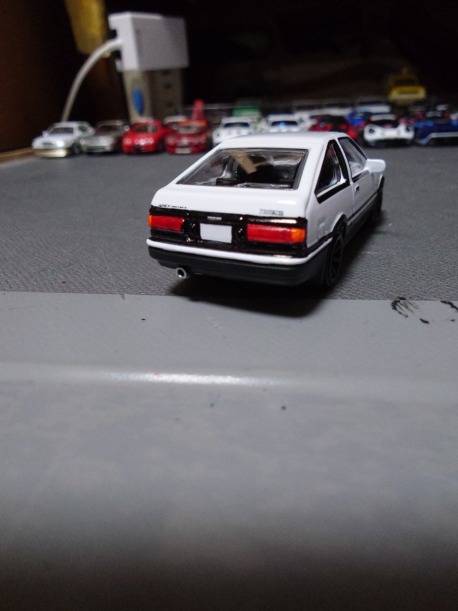 Legnum_VR4_6A13's tweet photo. #マジョレット
 #ミニカー

86は色々とおかしな部分多くて
直しましたw

あとはフロントバンパーの上を
白く塗れば完璧 https://t.co/6YLXfjoQfi