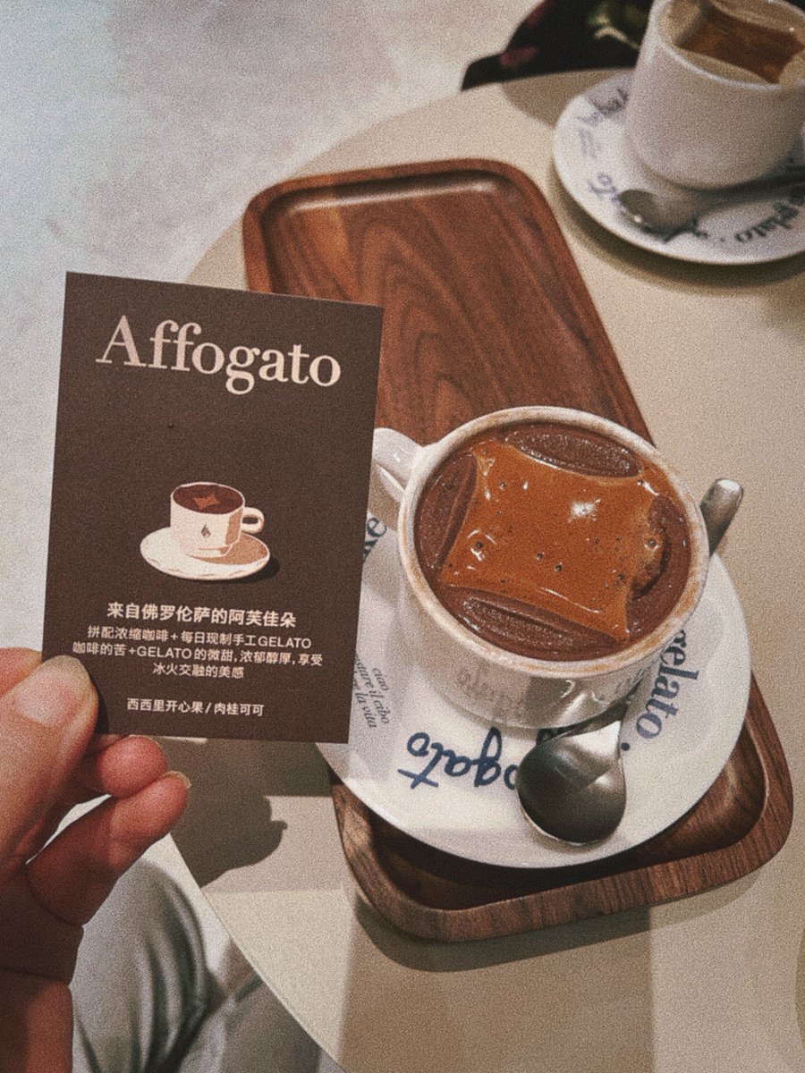 AndrKramer1's tweet photo. Just had my first bite of matcha affogato + a light jazz playlist – this cozy midday pick-me-up is the tiny luxury I didn’t know I needed! ， https://t.co/wKmHicJfZ2