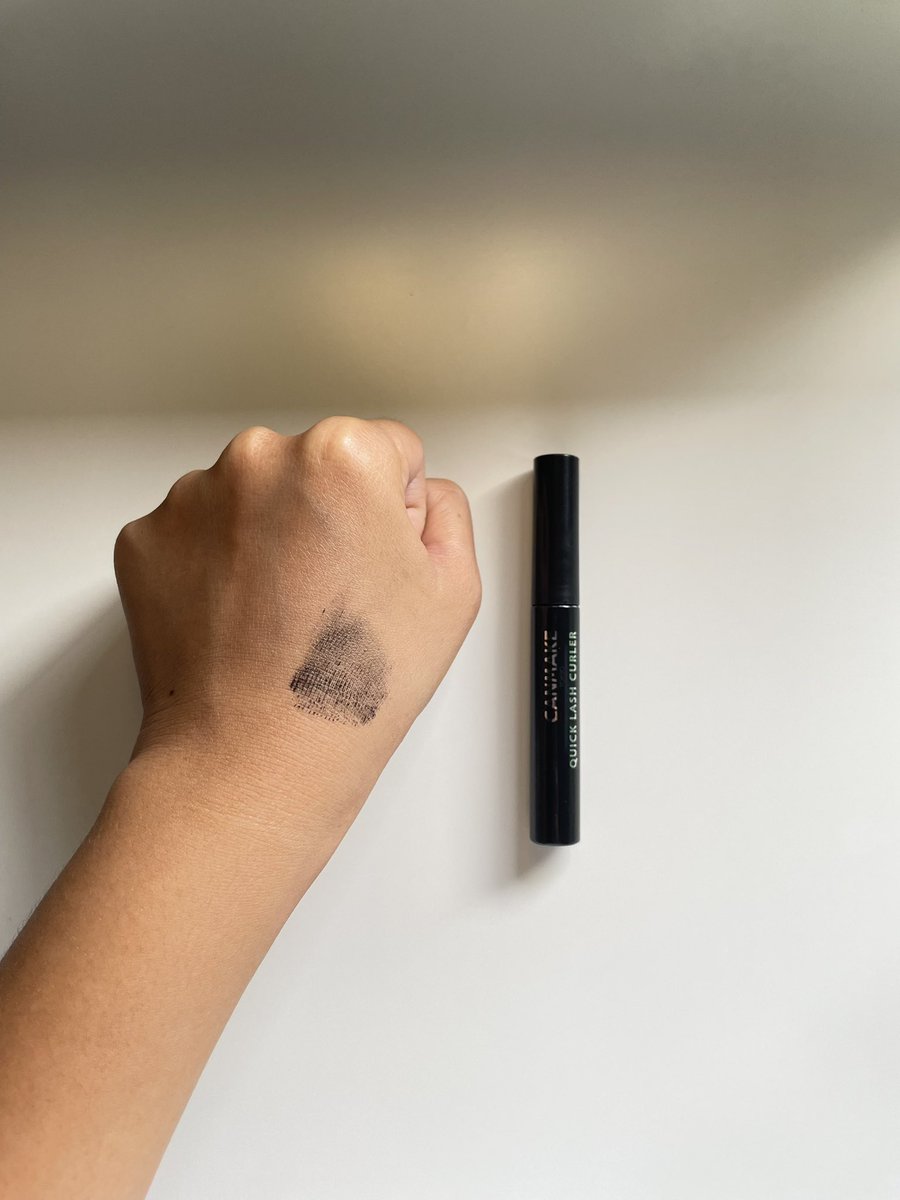 hasun03531's tweet photo. @fri2891 #ขอ ป้ายยา  Mascara CANMAKE สีดำ black นะคะ รุ่นนี้จะเป็นหัวแปรงหวี ที่ใช้แล้วจะทำให้ล็อคขนตางอน เด้ง ไม่มีตกเลยค่ะ ใครจะจับช่อขนตาแนะนำรุ่นนี้เลย เพราะจับช่อง่ายมาก แถมรุ่นนี้ยังกันน้ำ กันเหงื่ออีกด้วยนะคะ ติดทนมากๆๆเลยค่ะ #mascara #canmake 
📌พิกัด:👉🏻 https://t.co/Wo3MKanGqQ👈🏻 https://t.co/95Yxl6kxs4