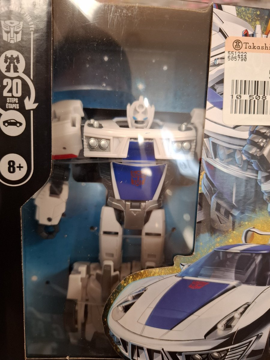 crazy ass moments in Transformers history tweet media