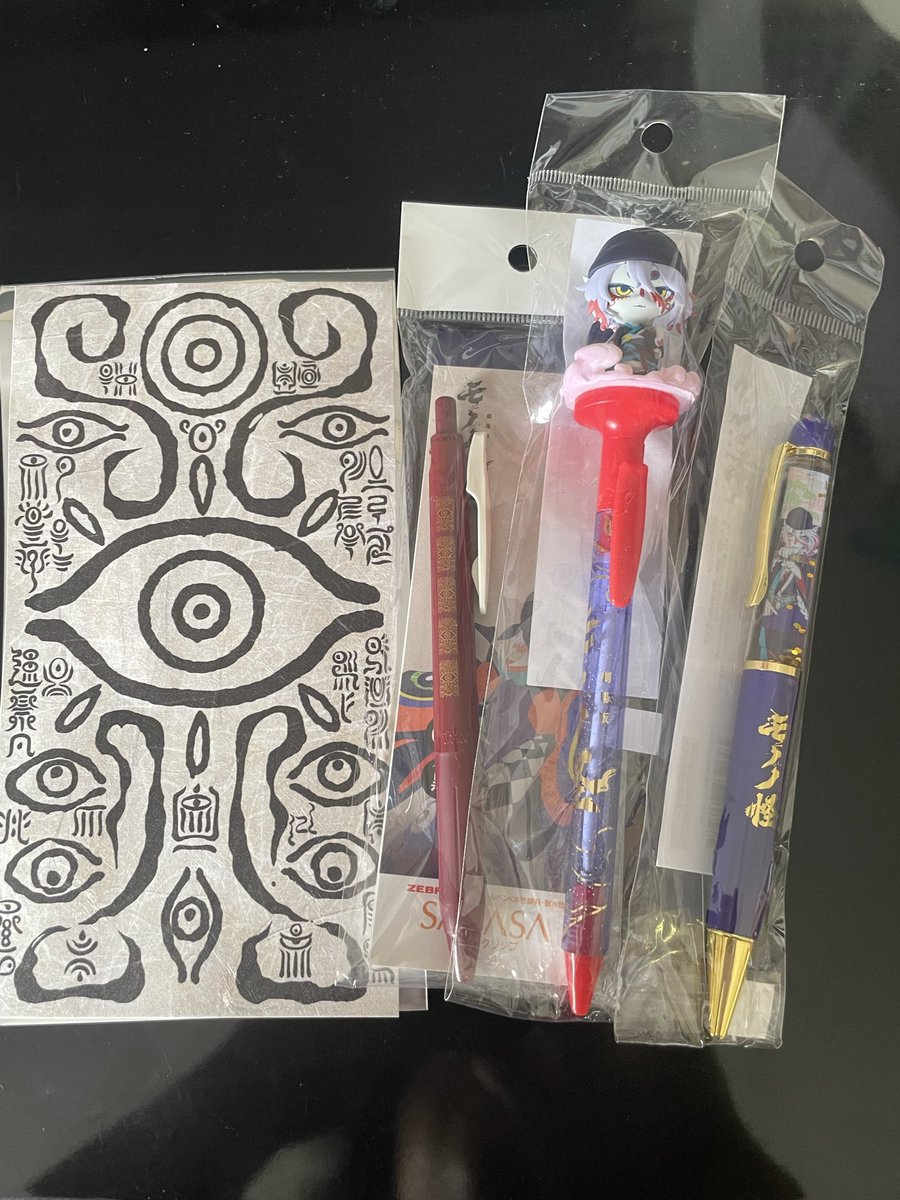 anerunexs's tweet photo. ボールペン買ってしまった…
芯変えられないから勿体なくて使えないのにね〜でもペン差しに刺さってるだけで可愛いよ坤ちゃん( ᐛ ) https://t.co/BbkrwxwEVY