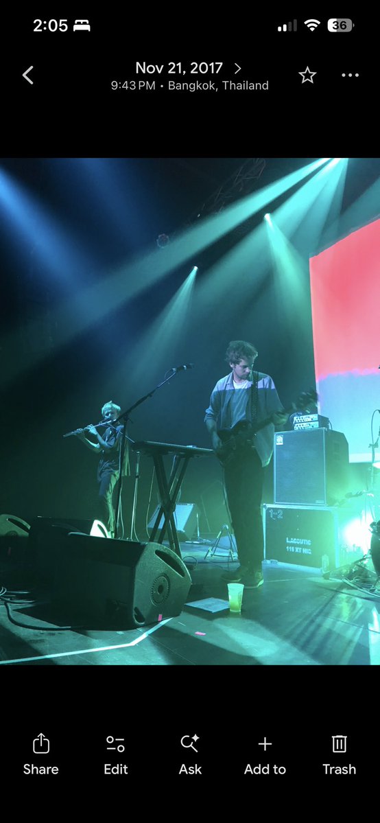 fonlimm's tweet photo. 9 years ago I saw @PONDband in Bangkok, and today I saw @tameimpala in Atlanta. I missed the Terrestrials show the other day though :( https://t.co/3KXv3I5byC