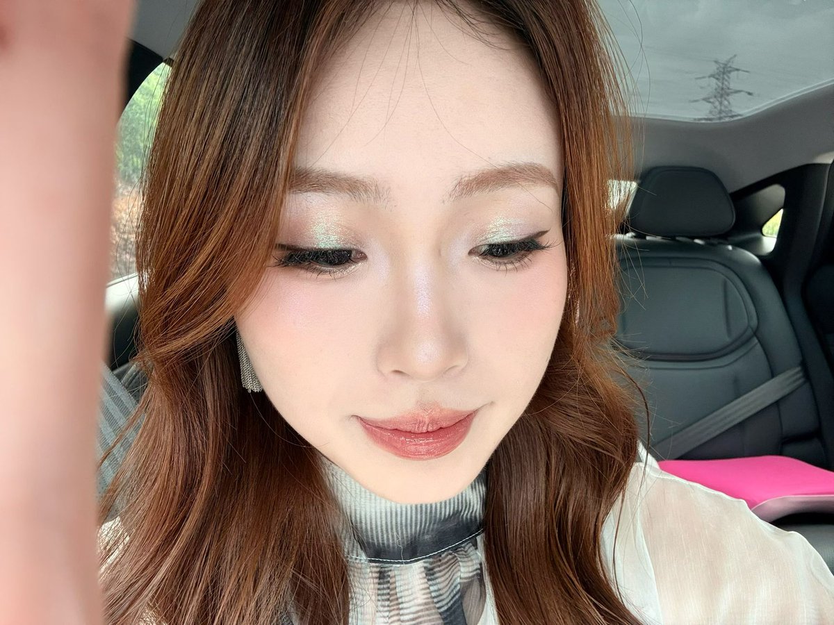 xianer_0's tweet photo. 超喜欢 #反差婊 #上班时间偷偷给你们看下 https://t.co/m7rttY5kiJ
