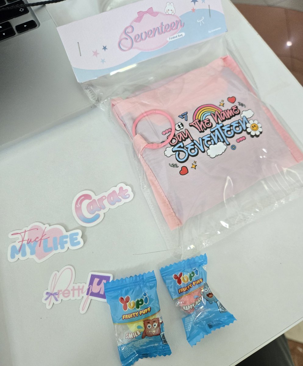 wonminvibes's tweet photo. 💌 Today's mail 

Thank you so much kak @wondunge for this pwetty folded bag 🤩🫶

Lucu bgt freebies stikerrnya 😍🤏 https://t.co/1O9nc7n4Co