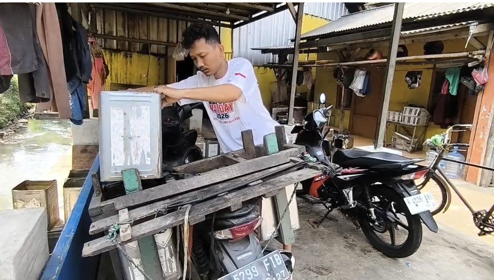 WilmaMargono's tweet photo. Indonesia's Growth Is Leaving Workers Behind

https://t.co/fI3vrDfX3C https://t.co/7Qw0qUSBWr
