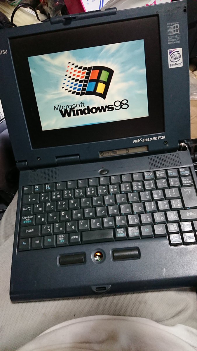 E20Xh's tweet photo. 古いPCの解体。 https://t.co/wvA3K5I2z6